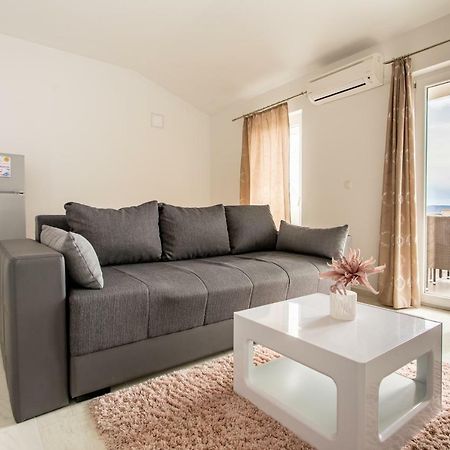 Apartmani Marija Jakir Brela Ngoại thất bức ảnh