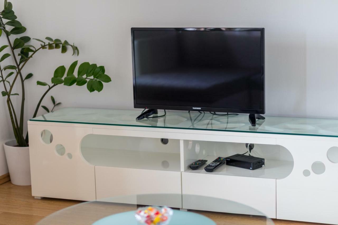 Apartmani Marija Jakir Brela Ngoại thất bức ảnh